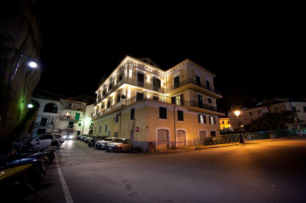 Palazzo Della Monica Apartamento Vietri Exterior foto